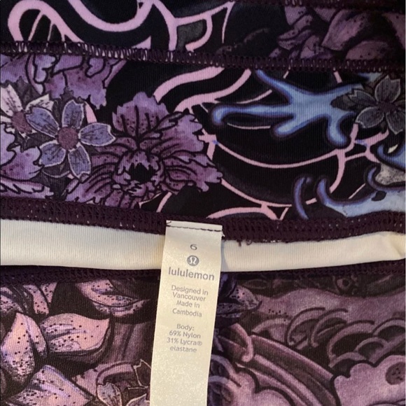 Lululemon Time To Sweat Crop - Picture 3 of 4